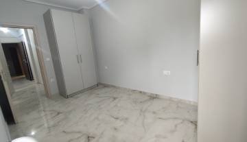4. L7593.jpg
